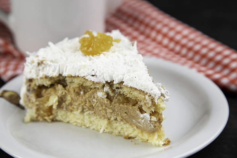 Bolo Abacaxi de Doce de Leite 